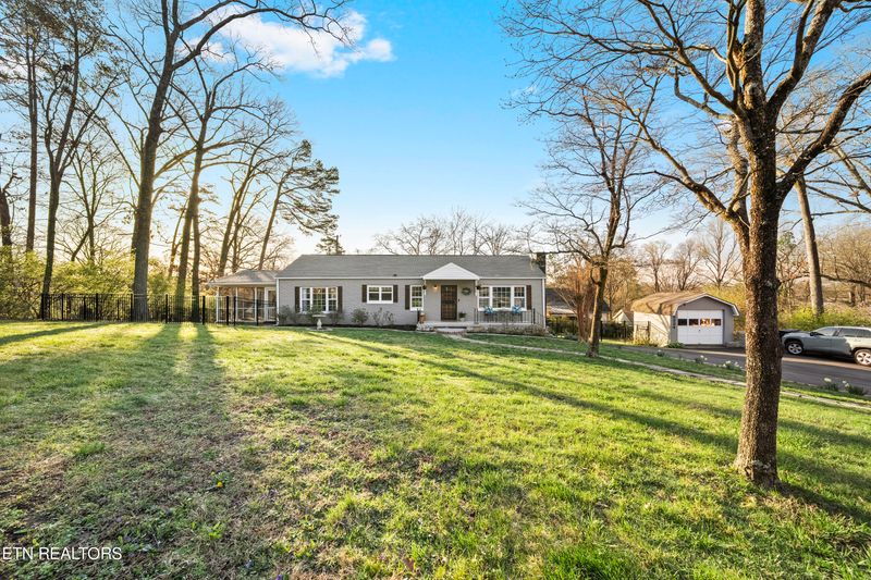 3334 Buffat Mill Rd, Knoxville, TN 37917