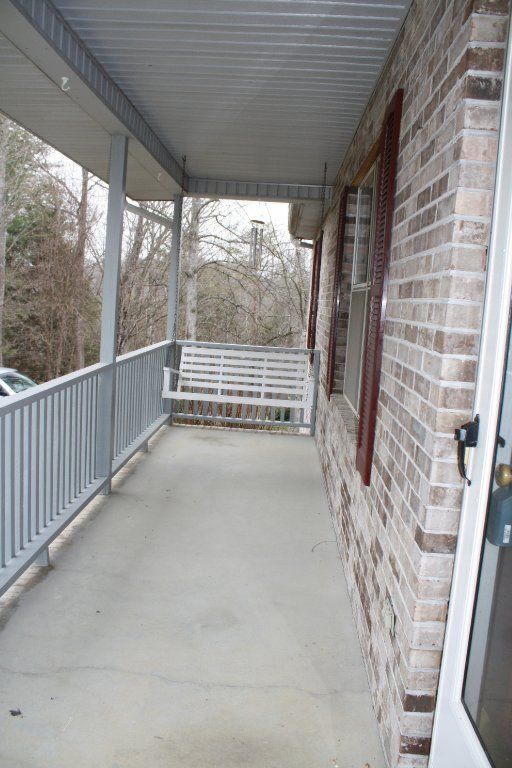 3336 Shagbark Rd, Powell, TN 37849