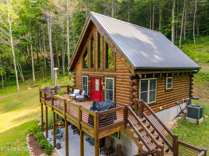 3336 Waldens Creek Rd, Sevierville, TN 37862