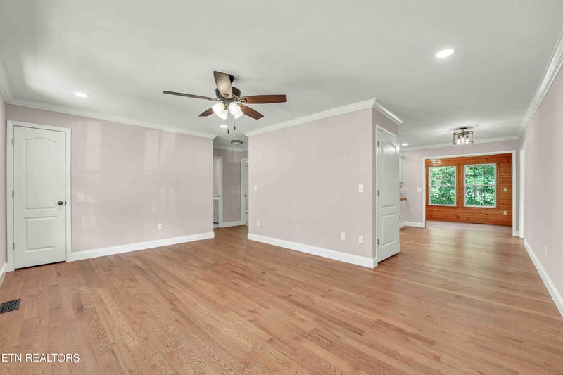 334 Amolee Ln, Sevierville, TN 37876