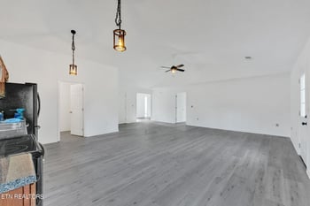 334 Joshua Landing Ct, Seymour, TN 37865