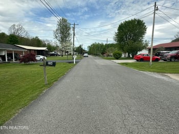 334 Lee Dr, Crossville, TN 38555