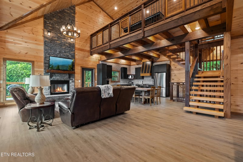 334 Long Hollow Rd, Sevierville, TN 37876