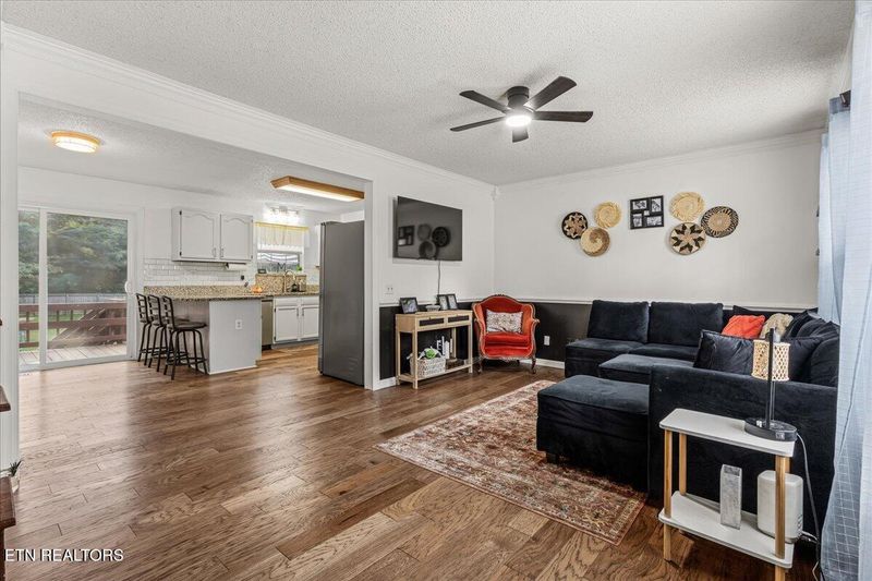 334 N Washington Ave, Etowah, TN 37331