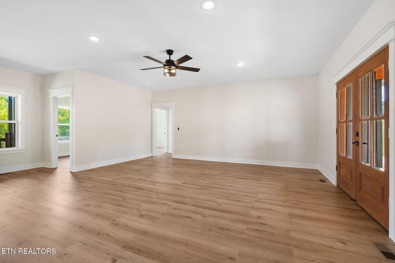 334 Roddy Branch Rd, Rockford, TN 37853