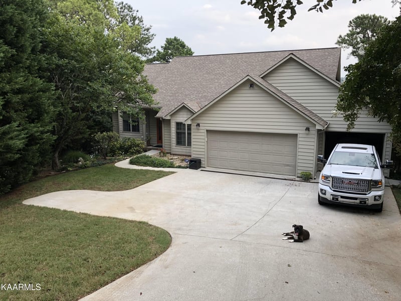 334 Southshore Dr, Greenback, TN 37742