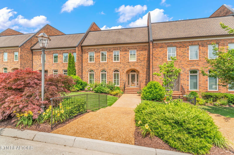 3340 Kingston Pike #10, Knoxville, TN 37919