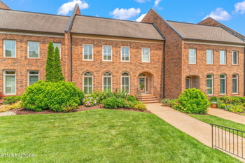 3340 Kingston Pike #10, Knoxville, TN 37919