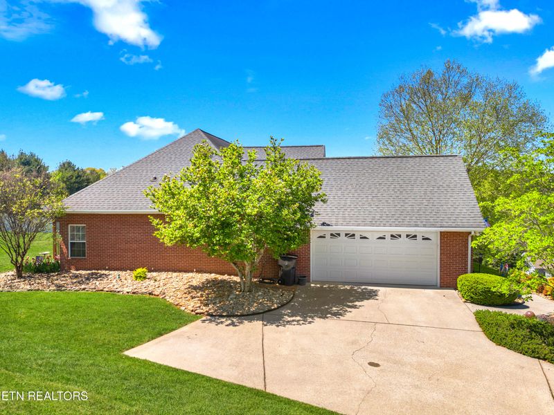 3340 Spring Creek Dr, Morristown, TN 37814