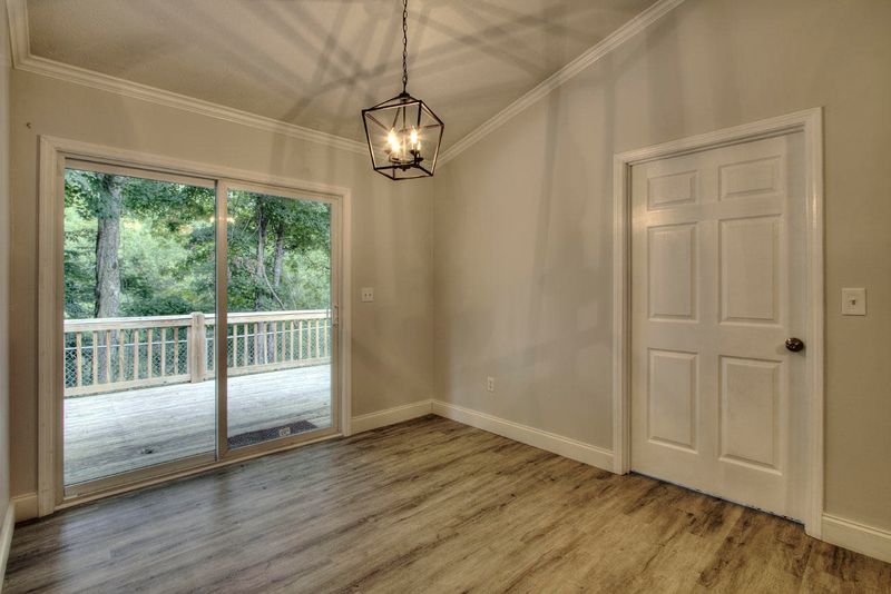 3341 Oma Lee Dr, Sevierville, TN 37876