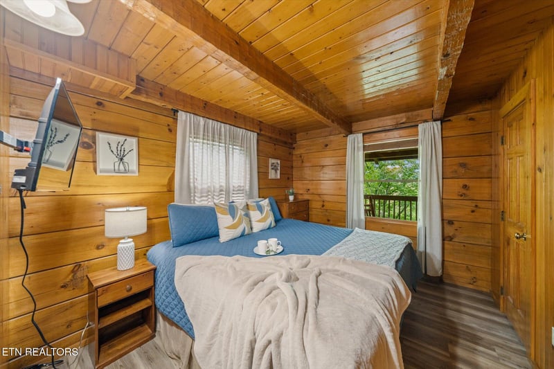 3342 Twin City Way #16, Pigeon Forge, TN 37863