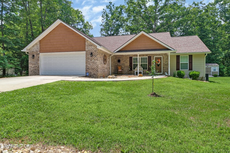 3344 Warpath Dr, Crossville, TN 38572