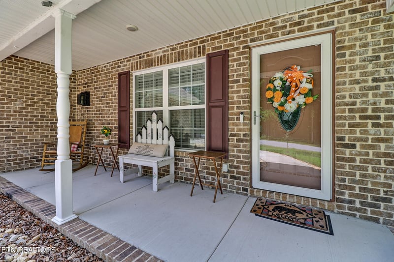 3344 Warpath Dr, Crossville, TN 38572