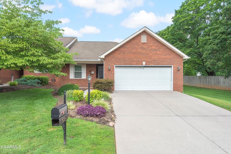 3345 Maple Grove Way, Knoxville, TN 37921