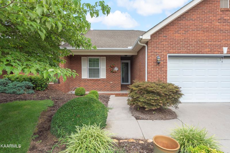 3345 Maple Grove Way, Knoxville, TN 37921