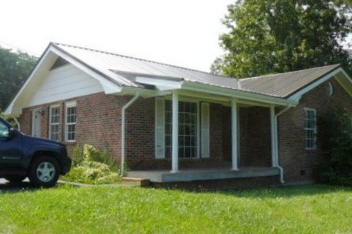 335 Eleazar Rd, Tellico Plains, TN 37385