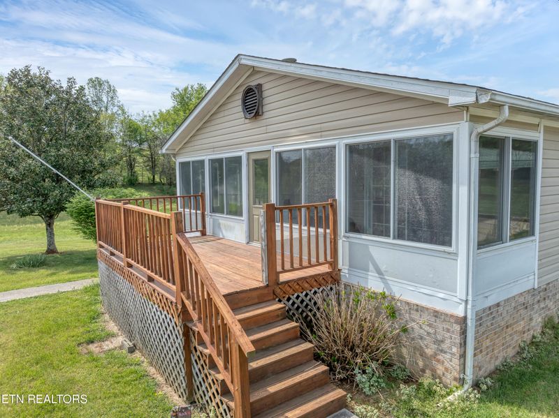 335 Keeble Rd, Maryville, TN 37804