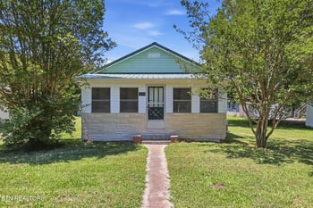 335 Oakdale St, Maryville, TN 37801