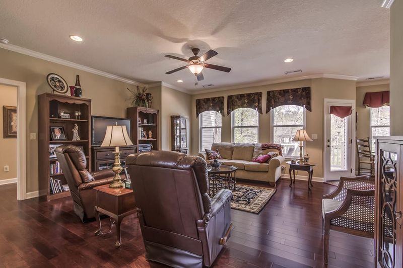 335 Okema Way, Loudon, TN 37774