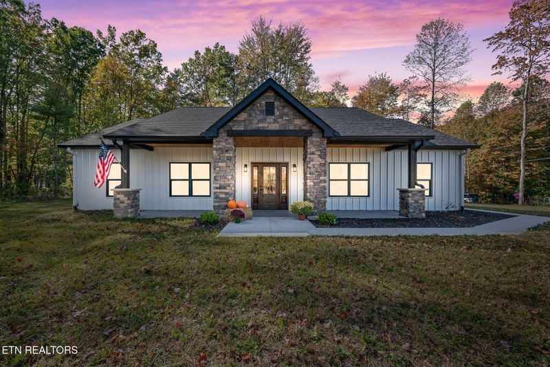 335 Rocky Top Rd, Monterey, TN 38574