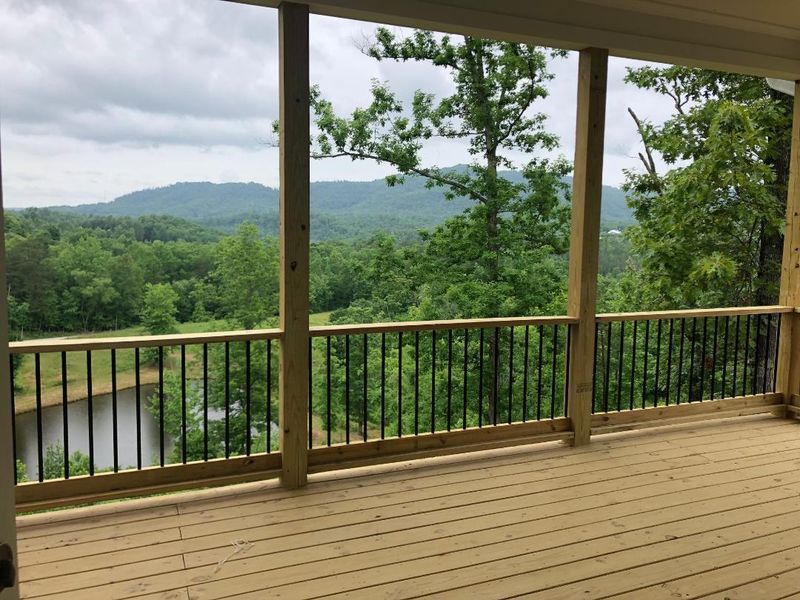 335 Straight Fork Rd, Huntsville, TN 37756