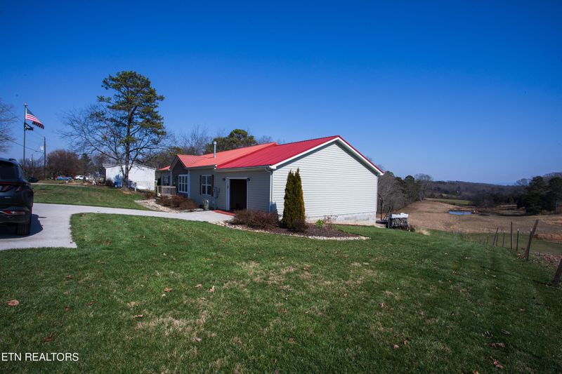 335 Watson Rd, Loudon, TN 37774