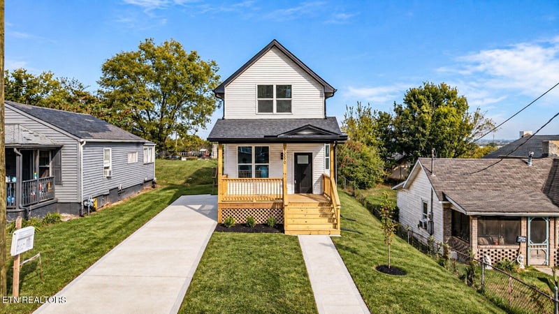 3350 Midway St, Knoxville, TN 37921