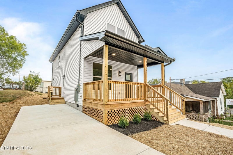 3350 Midway St, Knoxville, TN 37921