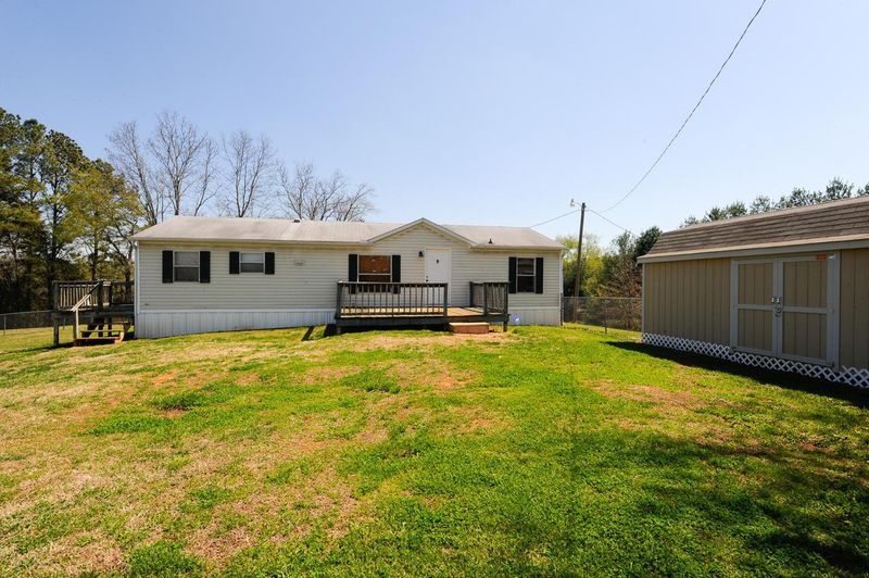3350 Old Sinking Creek Rd, Greenback, TN 37742