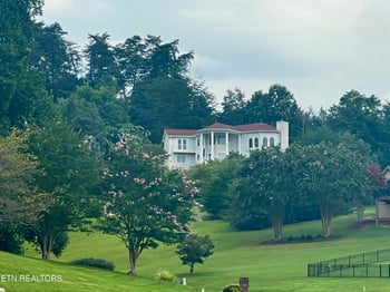 3354 Bentwood Dr, Kodak, TN 37764