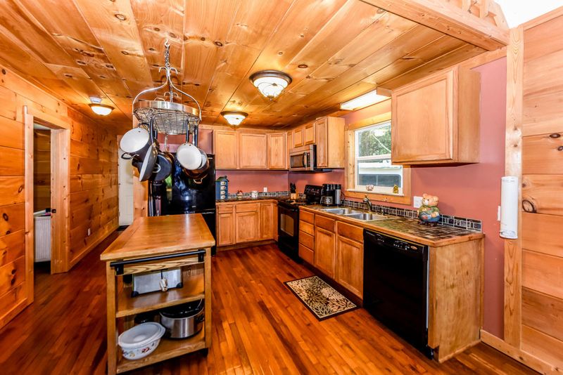 3356 Montevallo Rd, Sevierville, TN 37876