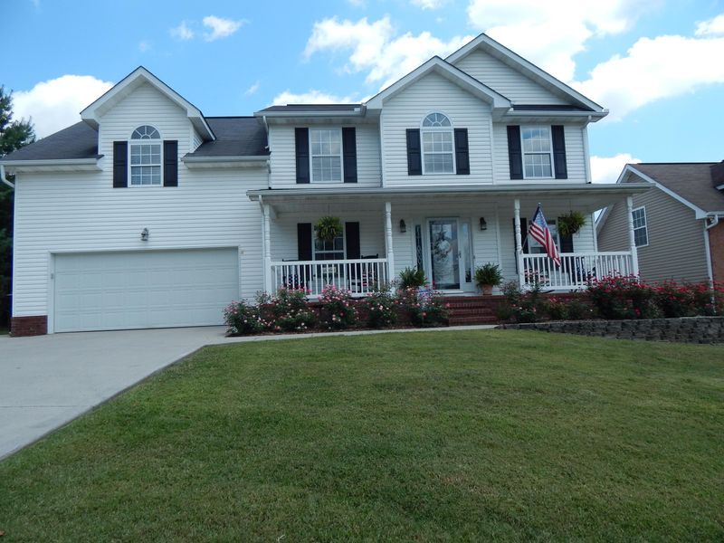 3358 Hunt Crest Rd, Knoxville, TN 37931