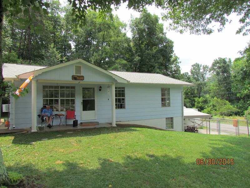 336 Finley, Lenoir City, TN 37771