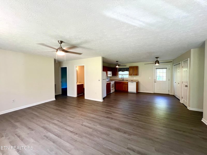 336 Lindder Dr, Sevierville, TN 37876