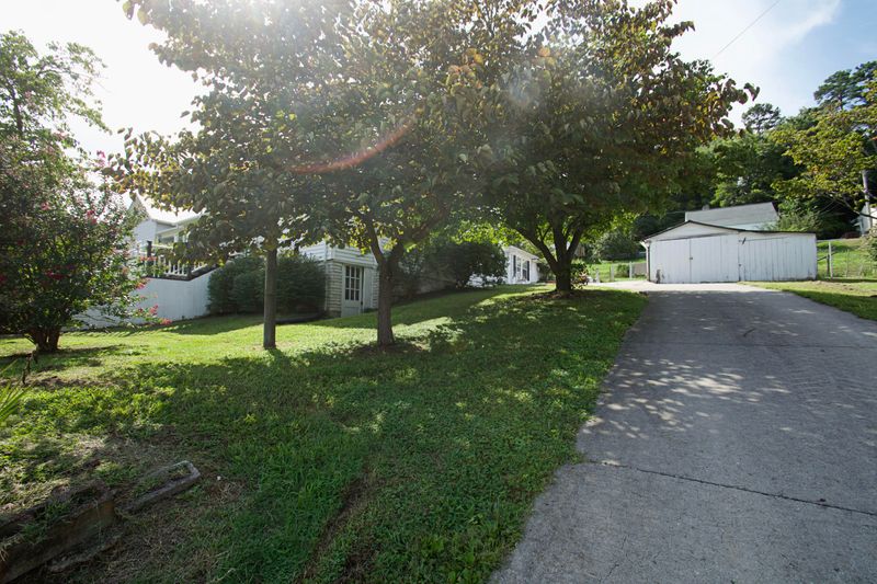 336 Marshall St, Clinton, TN 37716