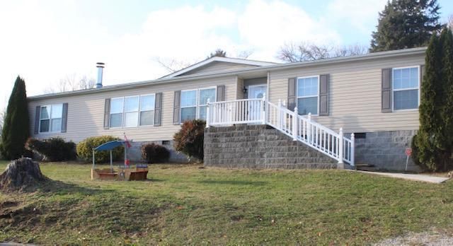336 Old Valley Rd, Harriman, TN 37748