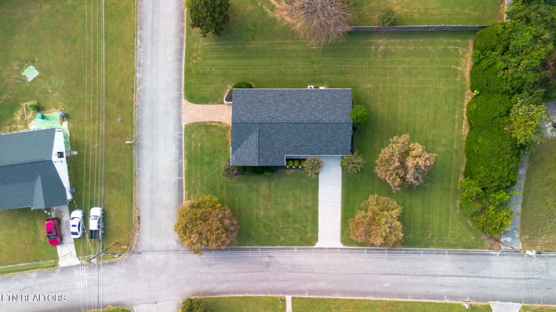 3362 Emerald Ave, Morristown, TN 37814