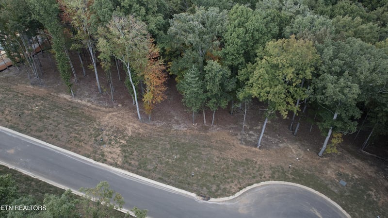 337 Flip Flop Way, Loudon, TN 37774