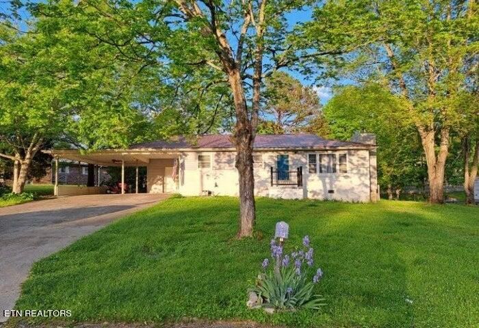 337 N Washington Ave, Etowah, TN 37331