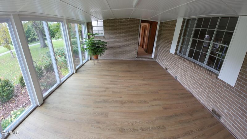 337 Sandy Ln, Townsend, TN 37882