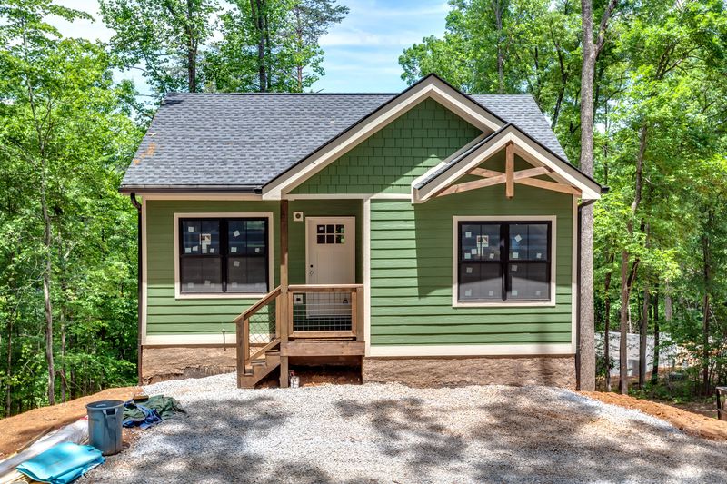 3370 Priscilla Heights Ln, Sevierville, TN 37862