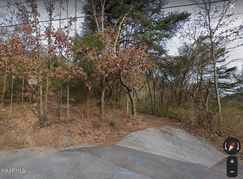 3375 Midway St, Knoxville, TN 37921