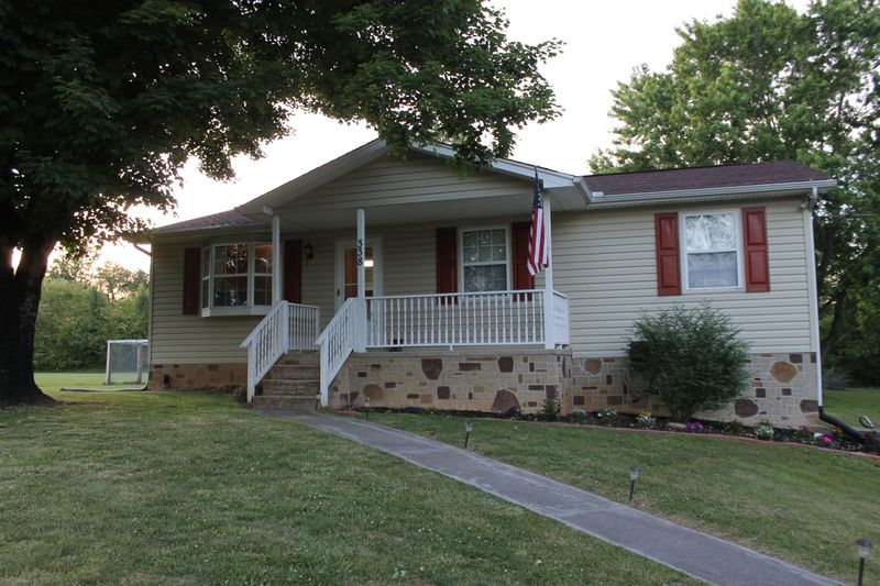 338 Sky Valley Dr, Seymour, TN 37865