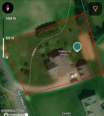 3385 Clear Valley Dr, Sevierville, TN 37862