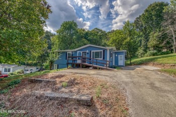 339 Church Dr, Lenoir City, TN 37771