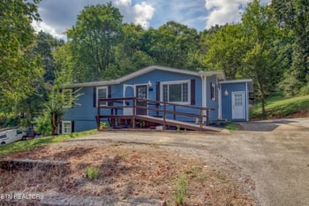 339 Church Dr, Lenoir City, TN 37771
