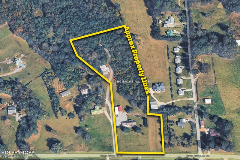 3399 SE Brown Bridge Rd, Dalton, GA 30720