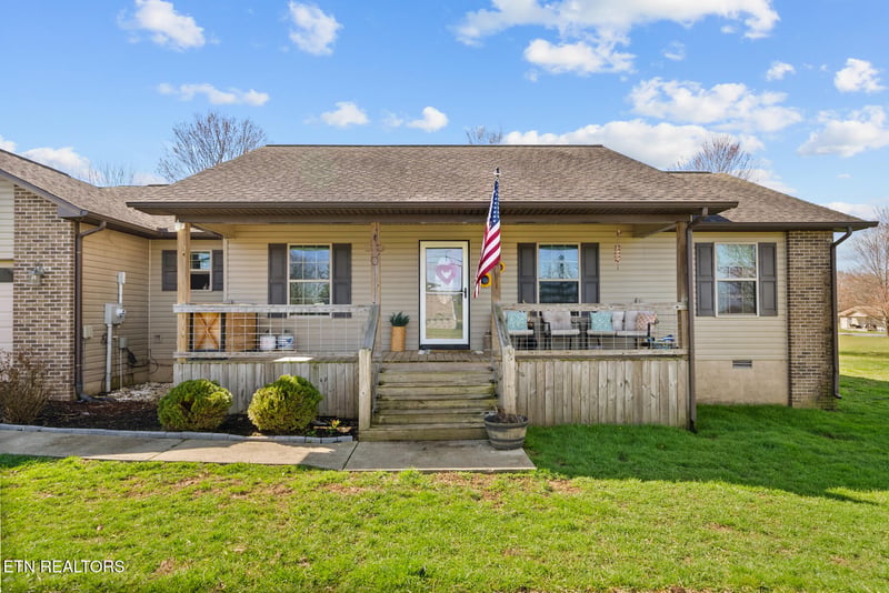 34 Lakyn Dr, Crossville, TN 38571