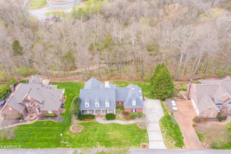 34 Palisades Pkwy, Oak Ridge, TN 37830