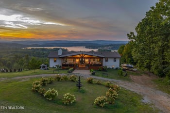 340 Honeybee Ln, Kingston, TN 37763